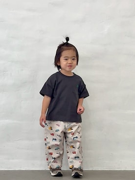 「Fluffy BROTHERS（フラッフィーブラザーズ）の総柄パンツ（その他パンツ、ホワイト系）」を使った、fluffybrothersさん（キッズ・120cm）の春コーディネート