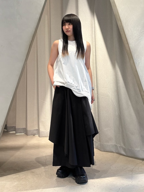 WAVE HEM PADDED TOP / ウェーブヘムパデッドトップ（タンクトップ