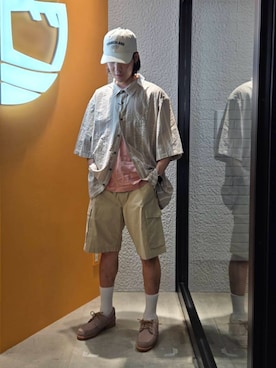 「Timberland（ティンバーランド）のデニム バーシティー ベースボール キャップ（キャップ、ホワイト系）」を使った、YRさん（メンズ・173cm）の夏コーディネート