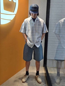 「Timberland（ティンバーランド）のリネン ブレンド ヤーン ダイ プレイド 半袖 シャツ ユニセックス（シャツ/ブラウス、グレー系）」を使った、YRさん（メンズ・173cm）の夏コーディネート