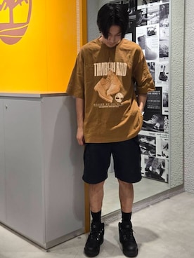 「Timberland（ティンバーランド）の半袖 グラフィック Tシャツ メンズ（Tシャツ/カットソー、ベージュ系）」を使った、YRさん（メンズ・173cm）の秋コーディネート