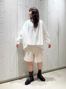 「JOURNAL STANDARD LUXE（ジャーナルスタンダード　ラックス）のローンギャザーブラウス（シャツ/ブラウス、ホワイト系）」を使った、N.Hさん（レディース・162cm）の春コーディネート