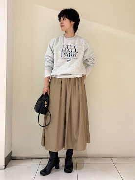 「SLOBE IENA（スローブイエナ）のアイテム（スカート）」を使った、Yumikaさん（レディース・162cm）の秋コーディネート