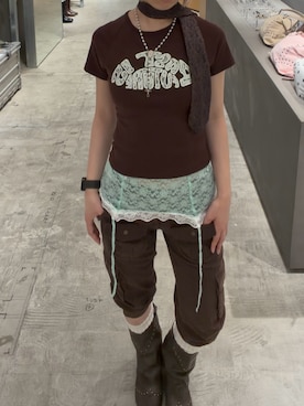 「WHO'S WHO gallery（フーズフーギャラリー）のアイテム（Tシャツ/カットソー、ブラウン系）」を使った、hanaさん（レディース・155cm）の夏コーディネート