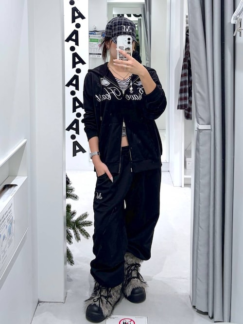 MUCENT／Vネックボーダーロングスリーブ