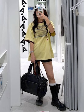 「HOODHOOD（フッドフッド）の【UNISEX】HOODHOOD／STRESSリンガーTシャツ（Tシャツ/カットソー、イエロー系）」を使った、あいさん（レディース・159cm）の夏コーディネート