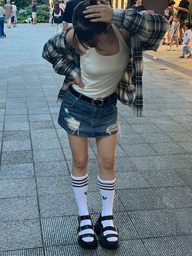 「アイテム（タンクトップ）」を使った、ニジママちゃんさん（レディース・157cm・20代）の秋コーディネート