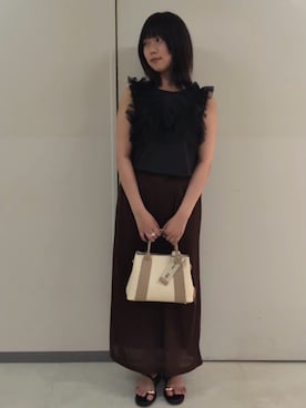 「SENSE OF PLACE by URBAN RESEARCH(センスオブプレイスバイアーバンリサーチ)のフリルデザインカットトップ(Tシャツ/カットソー、ブラック系)」を使った、明美花✩︎⡱さん(レディース・163cm)の夏コーディネート