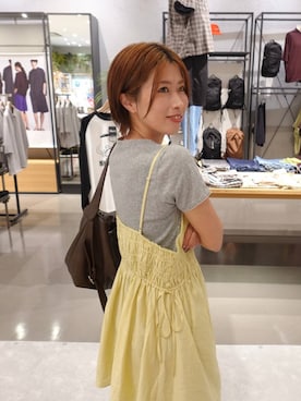 「LOWRYS FARM（ローリーズファーム）のクリンクルワッシャーミニワンピース  1032198（ワンピース、イエロー系）」を使った、nishimura244さん（レディース・157cm）の夏コーディネート