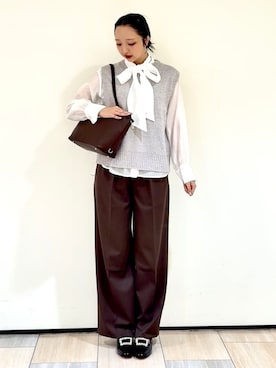 「UNTITLED（アンタイトル）の【重ね着レイヤードに】杢調ニットベスト（ベスト、グレー系）」を使った、yukktsumiさん（レディース）の秋コーディネート