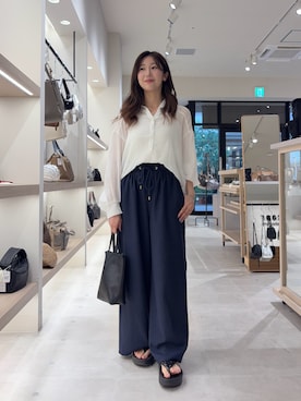 「Jena espace merveilleux（ジェナ　エスパスメルヴェイユ）の袖ギャザーガーゼシャツ（シャツ/ブラウス、ホワイト系）」を使った、bgg0miさん（レディース・160cm）の春コーディネート