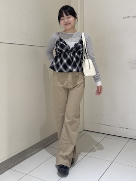 「FREE'S MART（フリーズマート）のアイテム（パンツ）」を使った、mashiroさん（レディース・159cm）の秋コーディネート