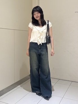 「FREE'S MART（フリーズマート）のアイレットフリルリブニット（ニット/セーター、ピンク系）」を使った、mashiroさん（レディース・159cm）の夏コーディネート