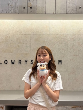 「LOWRYS FARM（ローリーズファーム）の【クレヨンしんちゃん】BIGぬいキーチャーム 826685/GOODS（キーホルダー、その他）」を使った、honon.さん（レディース）の夏コーディネート