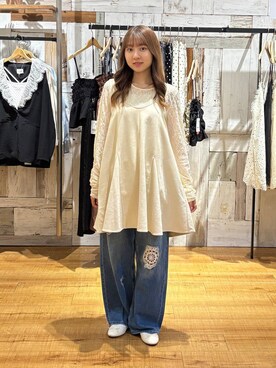 「LOWRYS FARM（ローリーズファーム）のAラインミニキャミワンピース 1047089（スカート、ホワイト系）」を使った、honon.さん（レディース）の秋コーディネート