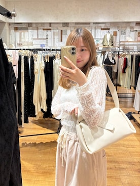 「LOWRYS FARM（ローリーズファーム）のスタイルＵＰクロスカップキャミ　100757（Tシャツ/カットソー、ホワイト系）」を使った、honon.さん（レディース）の春コーディネート