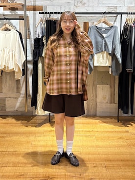 「LOWRYS FARM（ローリーズファーム）のモカシンビットローファー 1064725（ローファー、ブラウン系）」を使った、honon.さん（レディース）の秋コーディネート