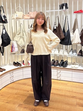 「LOWRYS FARM（ローリーズファーム）のイージーワイドコクーンパンツ 327286（その他パンツ、ブラウン系）」を使った、honon.さん（レディース）の春コーディネート