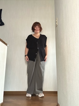 「GLOBAL WORK（グローバルワーク）のアイテム（トップス、ブラック系）」を使った、tmgaさん（レディース・154cm）の秋コーディネート