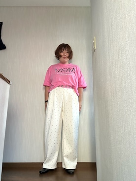 「古着のアイテム（Tシャツ/カットソー、ピンク系）」を使った、tmgaさん（レディース・154cm）の秋コーディネート