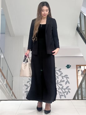 「アイテム（バンダナ/スカーフ、パープル系）」を使った、エリカさん（レディース・165cm）の秋コーディネート