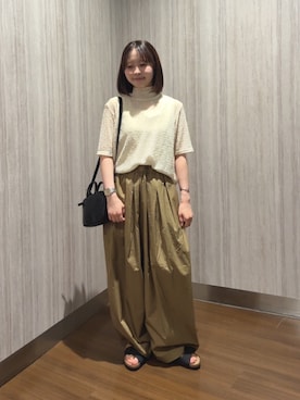 「URBAN RESEARCH DOORS（アーバンリサーチドアーズ）の『別注』Audrey and John Wad×DOORS　レースボトルネック半袖プルオーバー（その他トップス、ベージュ系）」を使った、ひなのさん（レディース・147cm）の夏コーディネート