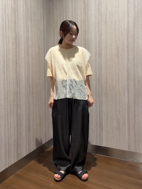 「URBAN RESEARCH DOORS（アーバンリサーチドアーズ）の2WAYレースカバー（ストール/ショール、ベージュ系）」を使った、ひなのさん（レディース・147cm）の夏コーディネート
