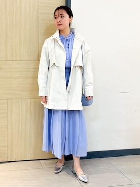 「grove（グローブ）の【撥水／シルエット2WAY】羽織るだけでサマになる、スタンドネックテントラインコート（その他アウター、ホワイト系）」を使った、YOさん（レディース・157cm）の冬コーディネート