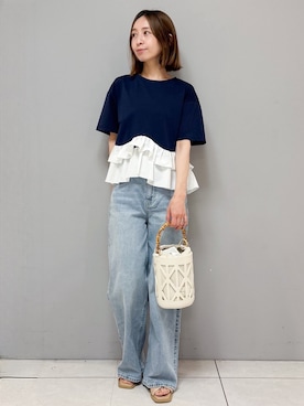 「OPAQUE.CLIP（オペークドットクリップ）の裾フリルドッキングTシャツ【洗濯機OK】（Tシャツ/カットソー、ブルー系）」を使った、yさん（レディース・157cm）の夏コーディネート
