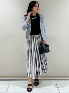 「アイテム（ノーカラージャケット）」を使った、Momokaさん（レディース・158cm）の春コーディネート