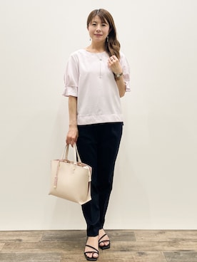 「OPAQUE.CLIP（オペークドットクリップ）の2WAYフェイクパールスライドネックレス（Necklace、シルバー系）」を使った、Asukaさん（レディース・149cm）の春コーディネート