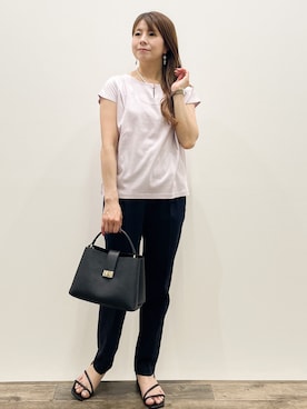 「index（インデックス）の【接触冷感】ビジューキーネックフレンチトップス《UVケア／洗濯機OK／XS～3L／8col》（Tシャツ/カットソー、ピンク系）」を使った、Asukaさん（レディース・149cm）の春コーディネート