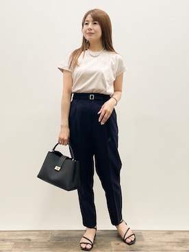 「index（インデックス）の【接触冷感／UV】ワンポイント刺繍Tシャツ《7col／XS~3L／洗濯機OK》（Tシャツ/カットソー、ベージュ系）」を使った、Asukaさん（レディース・149cm）の夏コーディネート