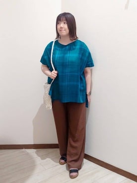 「SHOO・LA・RUE（シューラルー）の【S-LL/体型カバー】インせず着られる ポンチョシルエット シアーチェックブラウス（シャツ/ブラウス、ブルー系）」を使った、みぃーこさん（レディース・155cm）の夏コーディネート