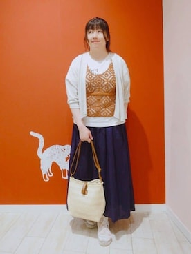 「DRESKIP（ドレスキップ）の【洗える】ひんやりさらっと 大人のシアーカーディガン（カーディガン/ボレロ、グレー系）」を使った、みぃーこさん（レディース・155cm）の夏コーディネート