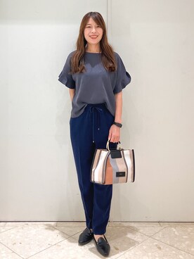 「index（インデックス）のフレアデニムパンツ【洗濯機OK】（デニムパンツ、ブルー系）」を使った、Maruさん（レディース・159cm）の春コーディネート