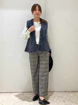 「index（インデックス）の《andGIRL掲載》フェザーペプラムジレ【洗濯機OK／抗ピル】（ベスト、グレー系）」を使った、Maruさん（レディース・159cm）の秋コーディネート