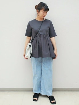 「OPAQUE.CLIP（オペークドットクリップ）の◆ペプラムドッキングカットソー【洗濯機洗い可】（Tシャツ/カットソー）」を使った、mamiさん（レディース・160cm）の春コーディネート