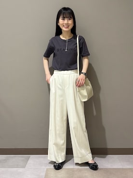「INDIVI（インディヴィ）の【UVケア／選べるグラフィック】スムースジャージTシャツ（Tシャツ/カットソー、グレー系）」を使った、KEIKOさん（レディース・152cm）の夏コーディネート