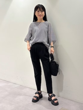 「INDIVI（インディヴィ）の【体型カバー】サッカーチェックドルマントップス（Tシャツ/カットソー、ブラック系）」を使った、KEIKOさん（レディース・152cm）の夏コーディネート