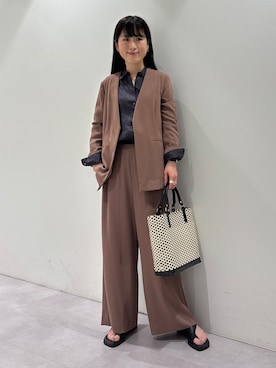 「INDIVI（インディヴィ）の【さらに軽く軽快！／着る日傘】ノーカラージャケット（ノーカラージャケット、ブラウン系）」を使った、KEIKOさん（レディース・152cm）の夏コーディネート