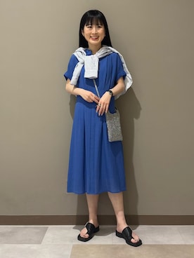 「INDIVI（インディヴィ）の【接触冷感／2WAY】カシュクールリネンシャツ（シャツ/ブラウス、ブルー系）」を使った、KEIKOさん（レディース・152cm）の夏コーディネート