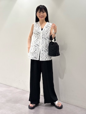 「INDIVI（インディヴィ）の【洗える／トレンド】マニッシュレースベスト（ベスト、ホワイト系）」を使った、KEIKOさん（レディース・152cm）の夏コーディネート