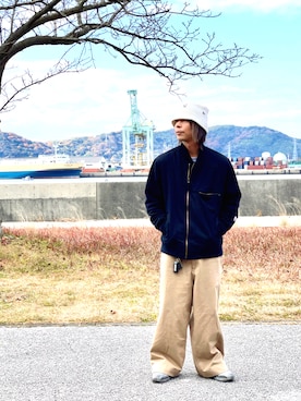 「アイテム（チノパンツ）」を使った、Nobuhiro.Iさん（メンズ・165cm・40代）の冬コーディネート