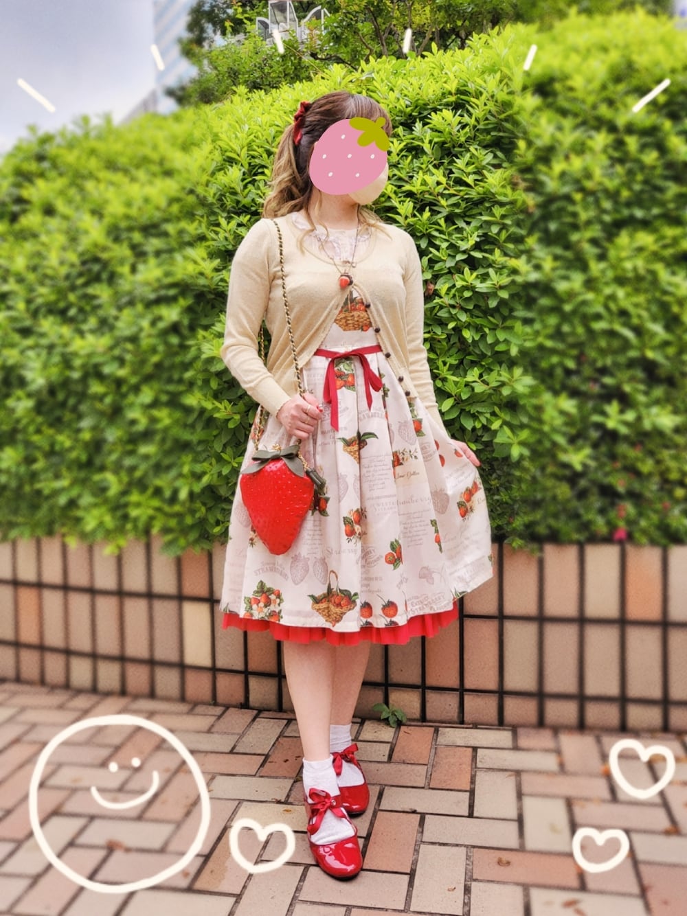 Emily Temple cuteのカーディガン/ボレロを使った人気ファッション