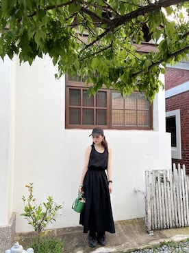 「MOUSSY（マウジー）のアイテム（ワンピース、ブラック系）」を使った、Hitomi🇹🇼さん（レディース・156cm）の夏コーディネート