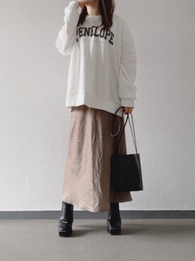 「feepur（フェピュール）のアイテム（スウェット）」を使った、Miki yamaokaさん（レディース・150cm）の秋コーディネート