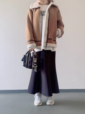 「feepur（フェピュール）のアイテム（スウェット）」を使った、Miki yamaokaさん（レディース・150cm）の冬コーディネート