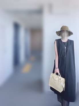 「GRACE CONTINENTAL（グレースコンチネンタル）のアイテム（バッグ）」を使った、中野なかさん（レディース・170cm）の夏コーディネート