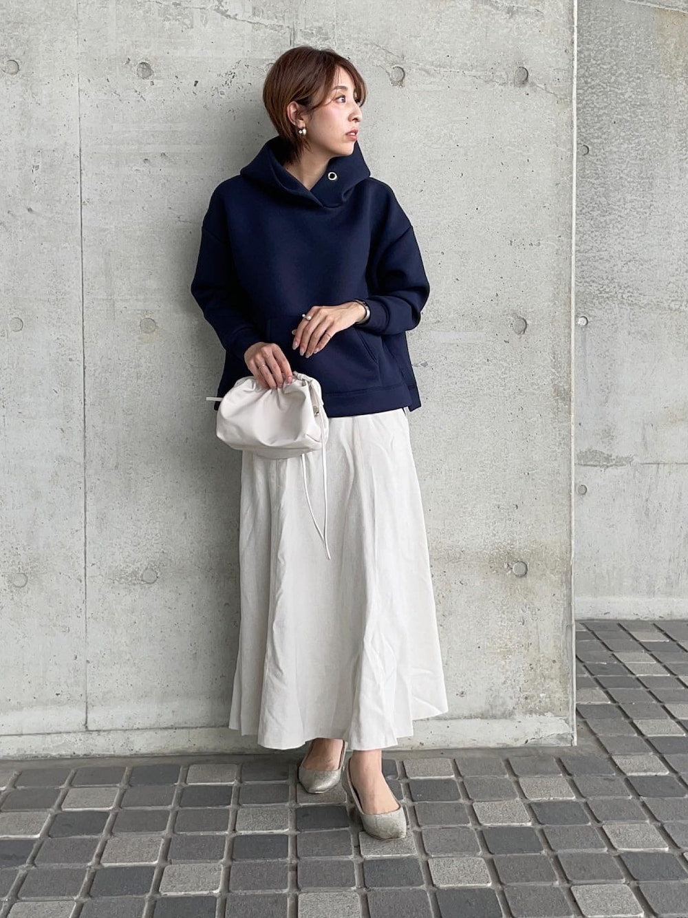 「だから秋服が好き、秋のコーデ、シンプルコーデ、今日のコーデ、キレイめ、きれいめカジュアル、オトナカジュアル、ZOZOブランドディレクター発掘企画、秋コーデ」｜「rectangleのスウェットボンディングパーカー（パーカー、ブルー系）」を使った、fumikaさん（レディース・163cm）の秋コーディネートの1枚目の写真